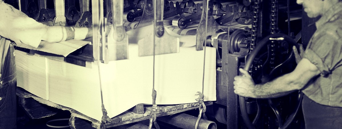 How electronic paper works